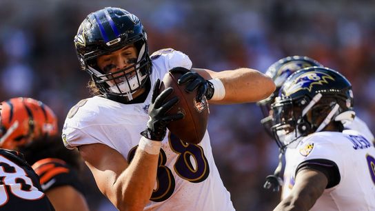 Report: Ravens TE Charlie Kolar played with broken arm (NFL)