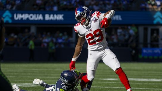 Short-handed Giants surprise Seahawks, 29-20 (NFL)