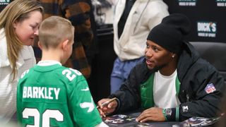 Eagles RB Saquon Barkley leads NFL in retail sales (NFL)