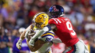 No. 8 LSU hopes to ride momentum vs. Arkansas (College Football)