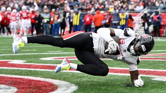 Patriots WR Stefon Diggs cleared for training camp (NFL)