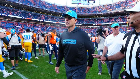 Chargers coach Jim Harbaugh briefly exits game due to arrhythmia (NFL)