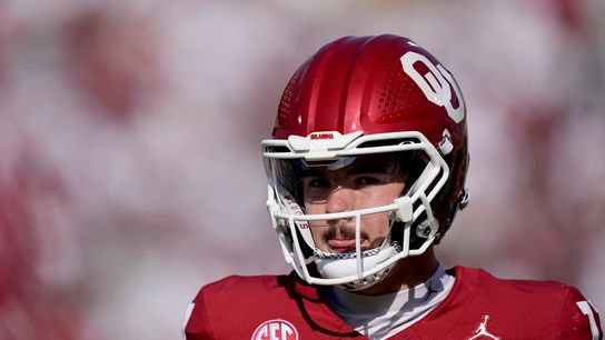 Sooners QB Jackson Arnold enters game, burns redshirt (College Football)