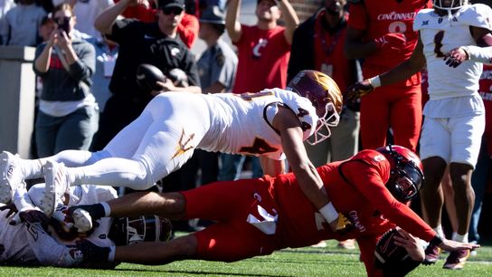 First-half scoring burst carries Cincinnati past Arizona State 24-14 (College Football)