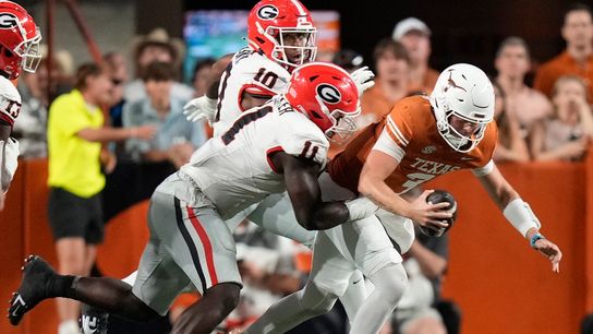 Trevor Etienne, defense lift No. 5 Georgia past No. 1 Texas (College Football)