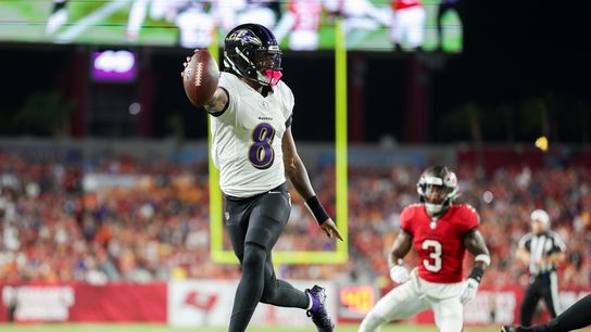 Lamar Jackson's 5-TD effort propels Ravens past Bucs (NFL)