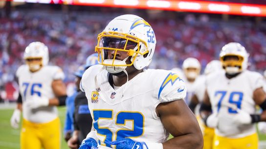 Report: Pass-rusher Khalil Mack to return in 2025 (NFL)
