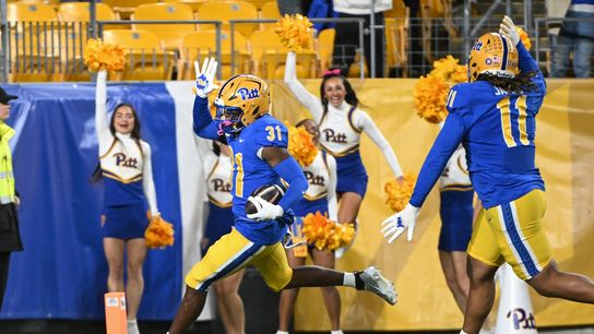 No. 19 Pitt uses 5 INTs to smother Syracuse, stay perfect (College Football)