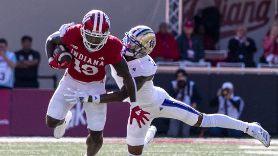 No. 13 Indiana holds off Washington 31-17 for 8-0 start (College Football)