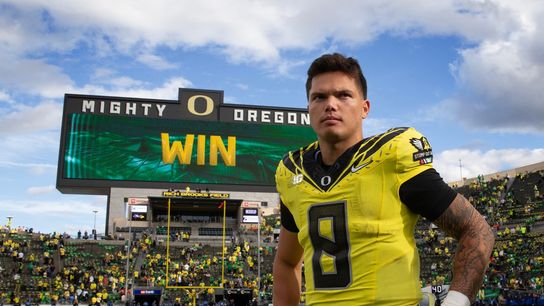 Dillon Gabriel, No. 1 Oregon brace for best shot from Michigan (College Football)