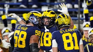 Michigan holds off Michigan State for third straight year (College Football)