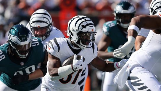 Bengals release veteran RB Zack Moss (NFL)