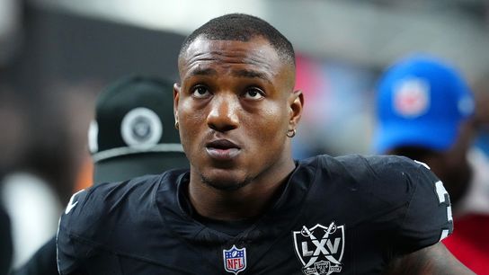 Raiders put RB Zamir White on IR; add QB Carter Bradley to roster (NFL)