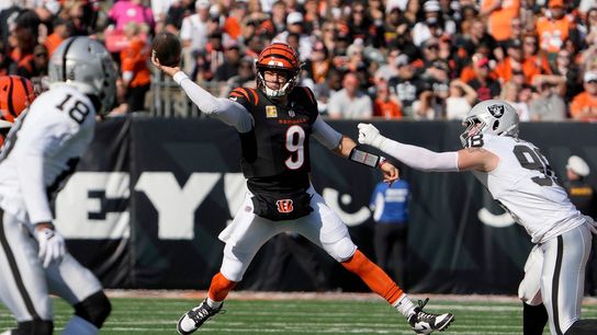 Joe Burrow tosses 5 TDs as Bengals rout lowly Raiders (NFL)