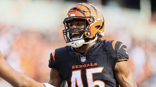 Panthers sign 2 to fill roster spots of injured OL Austin Corbett, Robert Hunt (NFL)