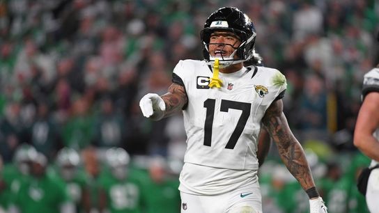 Reports: Broncos sign TE Evan Engram to 2-year deal (NFL)