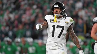Reports: Jaguars release 2-time Pro Bowl TE Evan Engram (NFL)