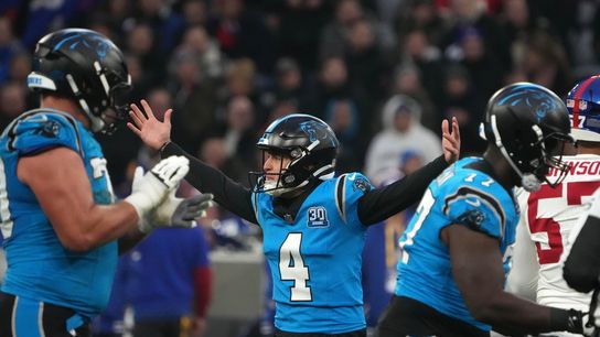 Eddy Pineiro kicks Panthers past reeling Giants in Germany (NFL)