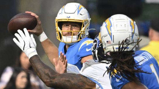 QBs take starring role as Bengals visit Chargers (NFL)