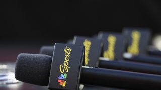 Report: Scott Hanson in NBC talks as NFL negotiations stall (NFL)