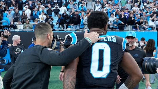 Panthers TE Ja'Tavion Sanders rejoins team after injury scare (NFL)