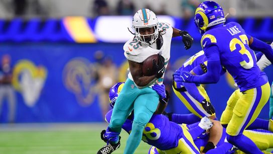 Dolphins end 3-game skid with hard-fought win over Rams (NFL)