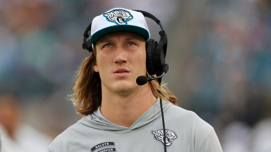 Jaguars QB Trevor Lawrence returns from shoulder injury (NFL)