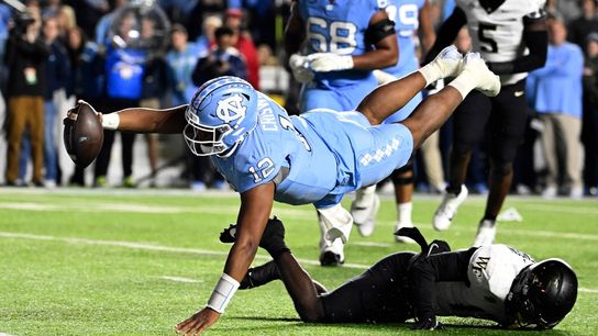 Omarion Hampton' record-setting night carries UNC (College Football)