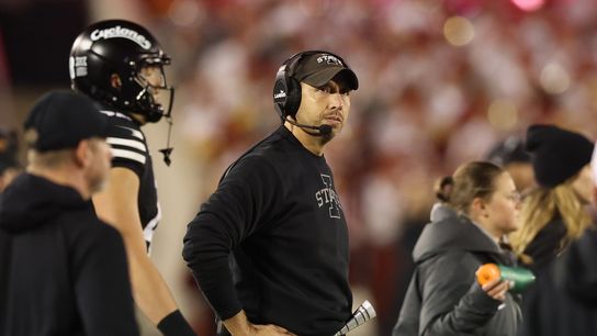 No. 18 Iowa State tops No. 24 Kansas State for 1st 10-win season (College Football)
