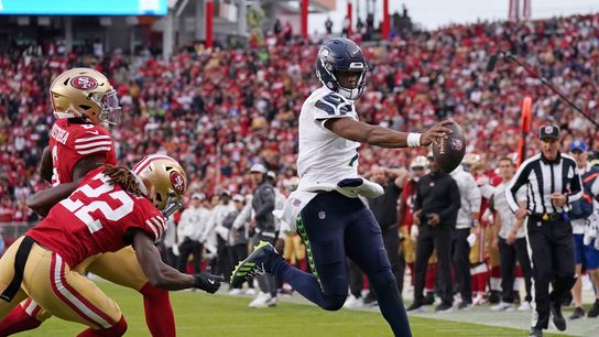 Geno Smith's late TD run lifts Seahawks over 49ers (NFL)