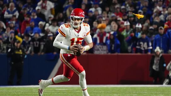 Chiefs move past first loss, place target on Panthers (NFL)