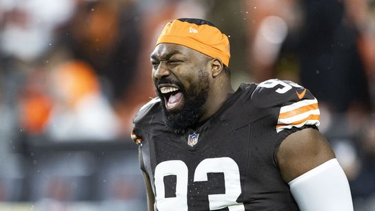Browns place DT Shelby Harris (elbow) on injured reserve (NFL)