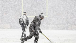 Typhoon conditions in Cleveland? Wild forecast for matchup of 1-5 teams (NFL)