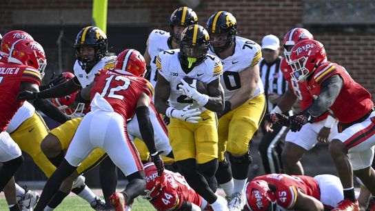 Kaleb Johnson, Kamari Moulton help Iowa run over Maryland (College Football)