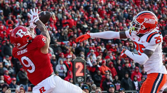 No. 25 Illinois' TD with four seconds left upends Rutgers (College Football)