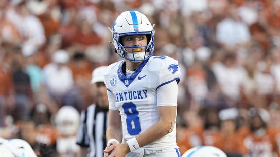 Kentucky embraces chance to close by serving 'L' to Louisville (College Football)