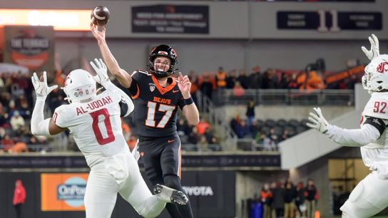 Oregon State outlasts Washington State in Pac-12 shootout (College Football)