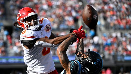 Chiefs hold off pesky Panthers, win on last-second FG (NFL)