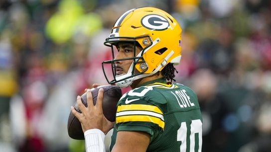 QBs headline Packers-Dolphins Thanksgiving night matchup (NFL)