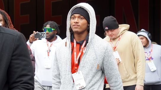Tyler Atkinson, No. 1 LB in 2026 class, commits to Texas (College Football)