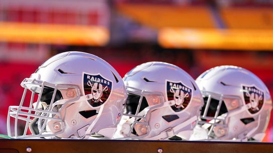 Don Hasselbeck, patriarch of noted NFL family, dies at 70 (NFL)