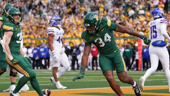 Baylor tallies 603 yards, pounds Kansas for sixth straight win (College Football)