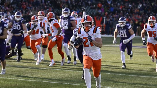 Aidan Laughery's career day helps No. 23 Illinois run over Northwestern (College Football)
