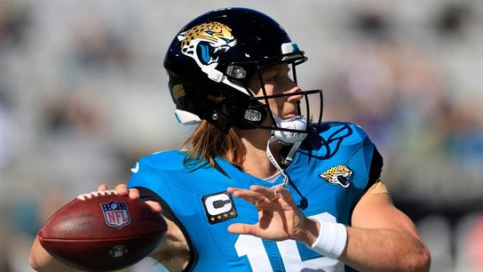 Jags' Trevor Lawrence (head) carted off; ejections follow (NFL)