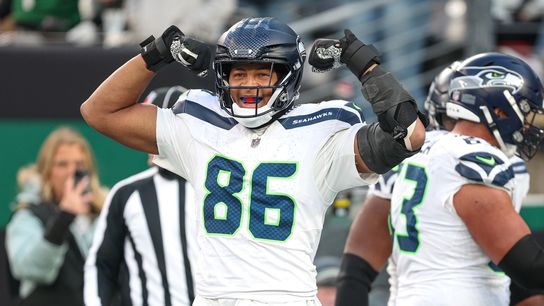 Seahawks head to Arizona on stay-ahead mission in division race (NFL)