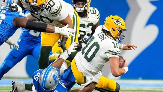 Lions edge Packers, win 11th straight, on walk-off FG (NFL)