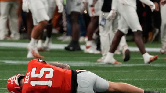 Report: Georgia QB Carson Beck suffered UCL injury (College Football)