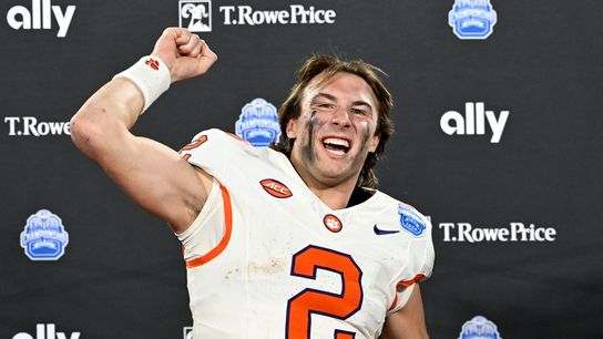 Top 25 roundup: No. 17 Clemson tops No. 8 SMU at buzzer for ACC title (College Football)