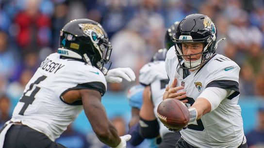 Jaguars win ugly, beat rival Titans 10-6 (NFL)
