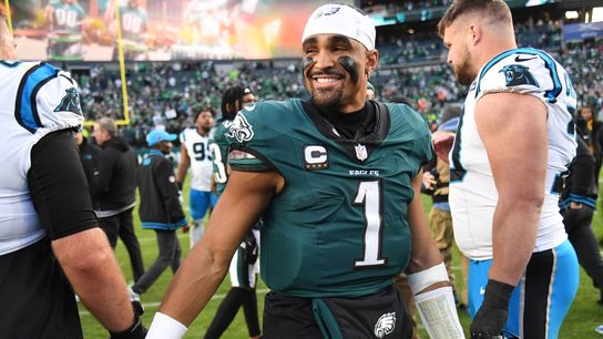 Report: Eagles QB Jalen Hurts has broken finger on left hand (NFL)